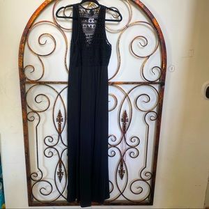 Women’s maxi dress